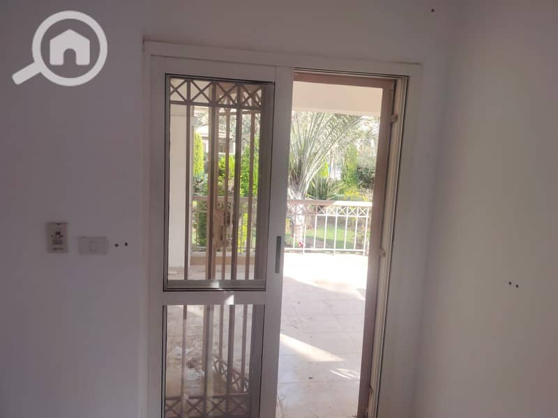 8 3d3fb6d4-6801-49c0-94f3-66c5ab309c81. jpg