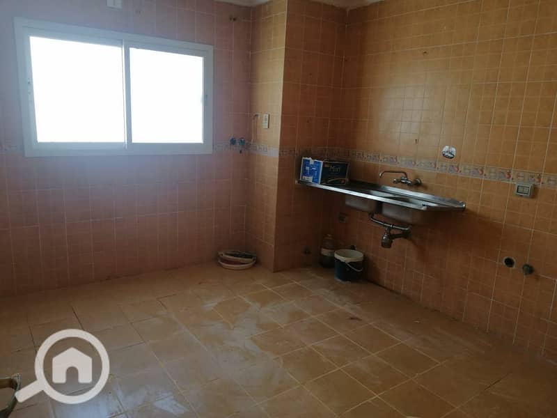 14 b993395a-b56e-46e9-9838-9560047538d5. jpg