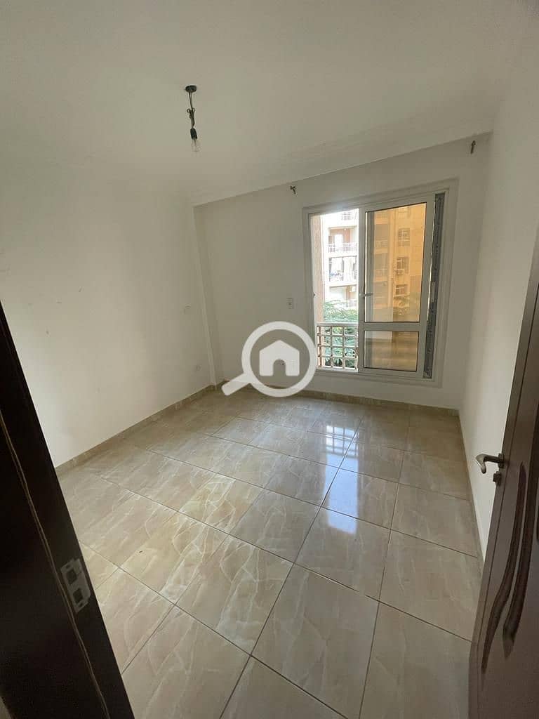 3 c4884e78-f318-4339-bea2-07932eda8976. jpg