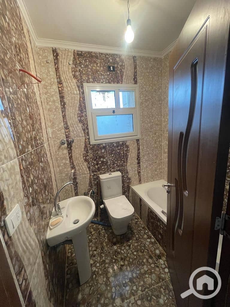 5 1e741910-9fad-4652-bfa0-25dabb6902a3. jpg