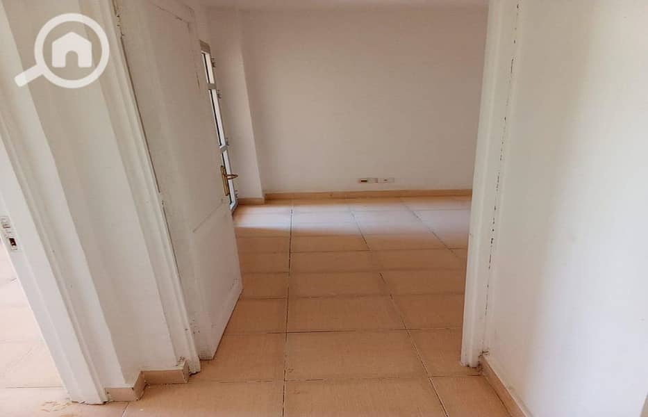 7 f6f95d63-bb87-45a3-bf89-21d8631fc475. jpg