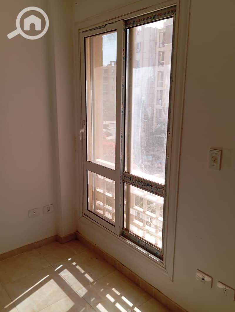 11 bb89eb9d-21f9-4757-a7ec-1c42223c5f2a. jpg