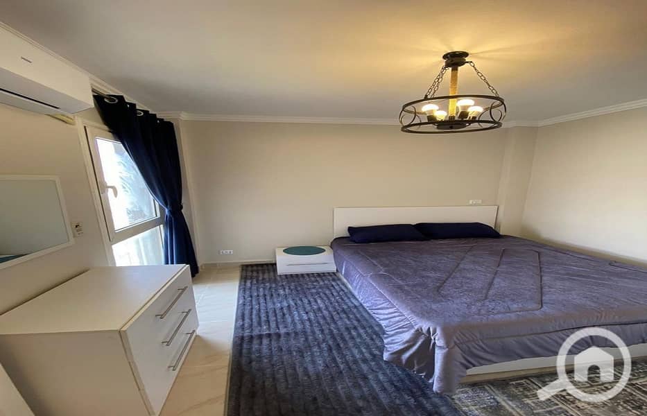 5 c6ebcd72-4d8c-4d08-a80d-e2e70f4c0641. jpg