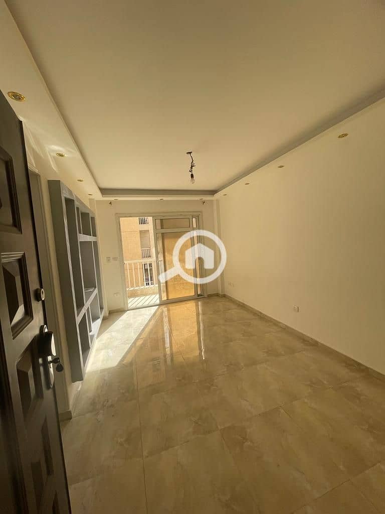 14 d7bcc759-5191-4d29-8453-4e913d0ddd68. jpg