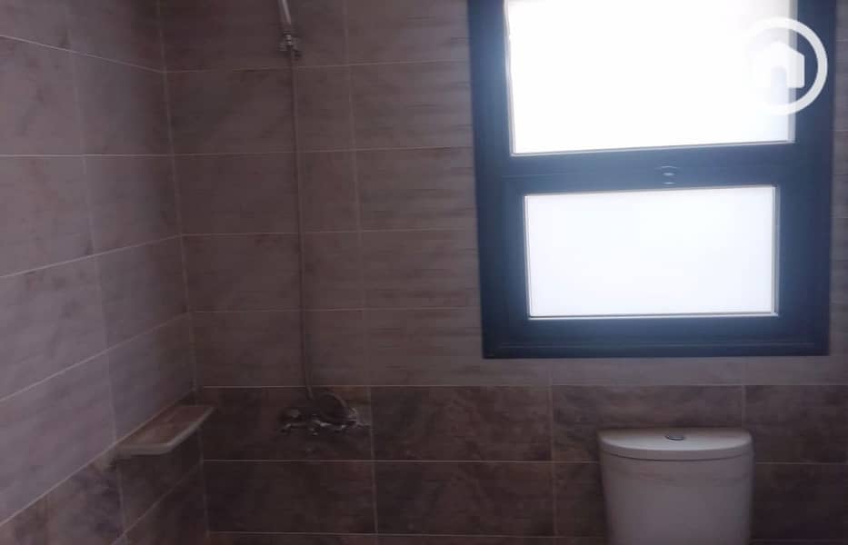 9 960f7e72-832c-44ab-87e8-7c88ff7aa496. jpg