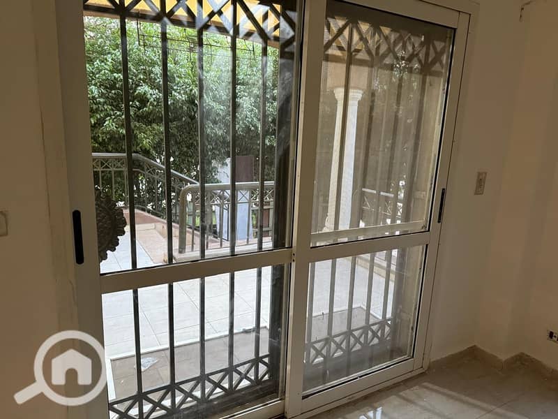 2 2dc27214-3590-47bf-8819-a12f2b9e42c3. jpg