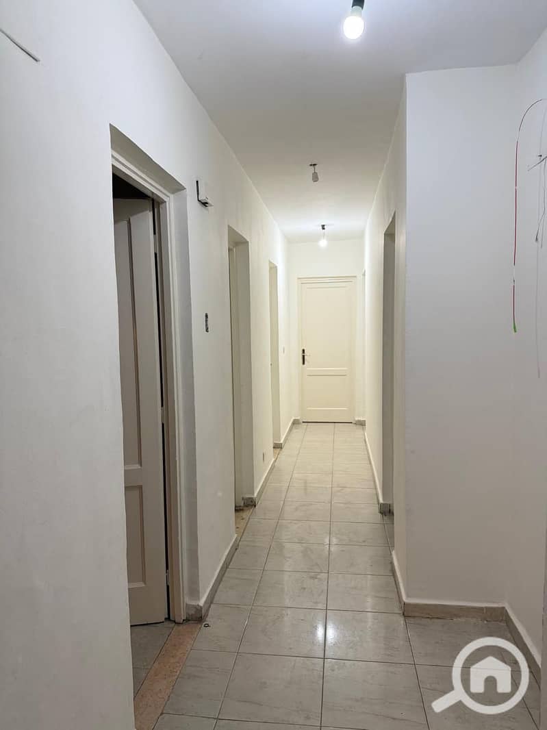 8 f39f0c52-6973-412f-882b-c48680c7a92c. jpg