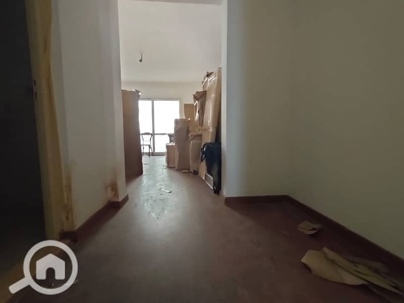 9 5975fe30-6855-49c1-91e0-76a6bcab6597. jpg