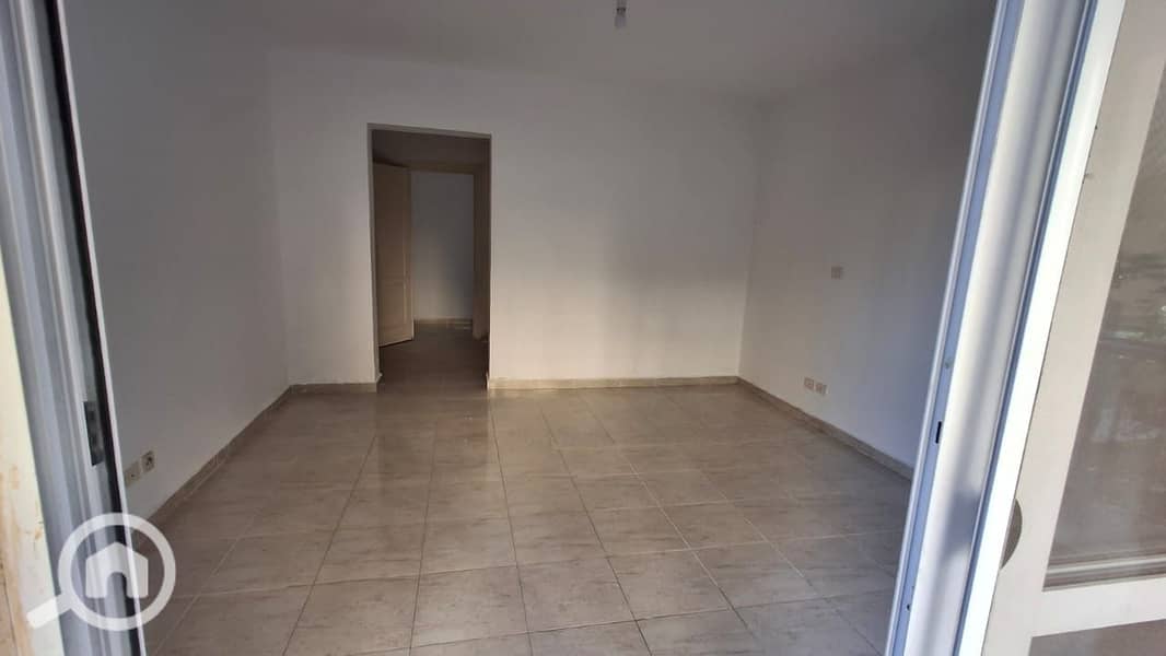 13 fbe21e3e-d698-41da-a9fe-c0e25343b939. jpg