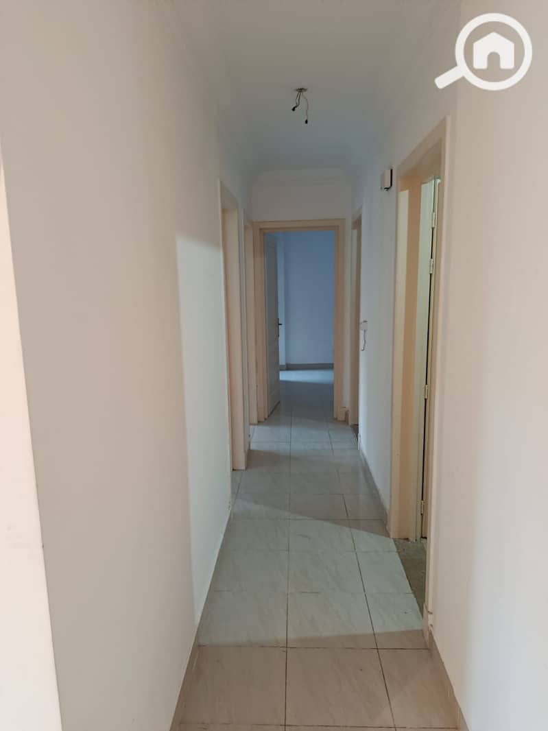 3 0235cd9a-71d6-4289-b51d-d67f611fd639. jpg