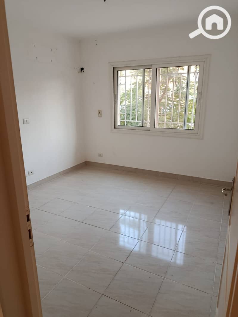 8 1955d438-1323-4a13-a837-6c01bad391ca. jpg