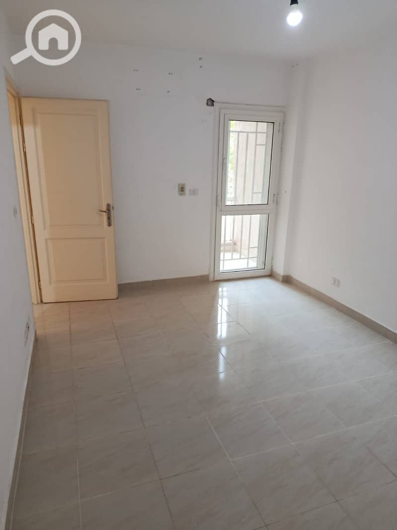 9 e737fe71-cac3-49ac-a794-41932502b4f4. jpg