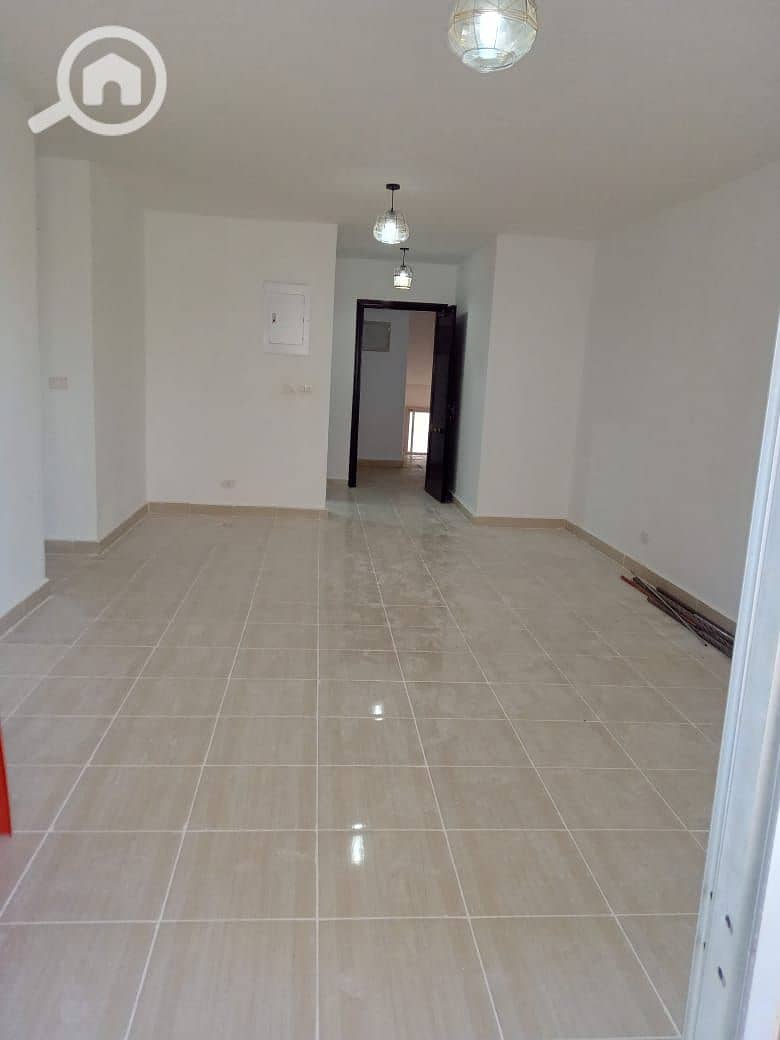 5 9cd18e6c-0e77-4bdf-9c7c-61c63861336c. jpg