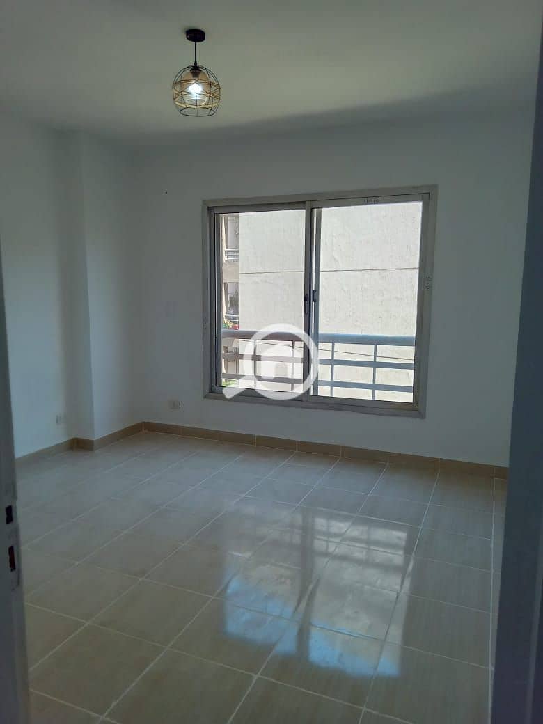 8 aa8030c8-649e-44cf-b83c-901036251ef0. jpg