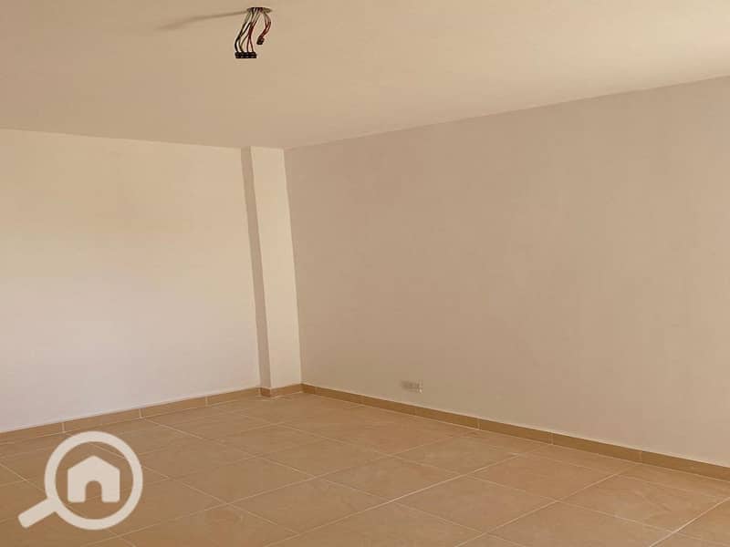 5 WhatsApp Image 2023-03-07 at 11.48. 33 PM (1). jpeg