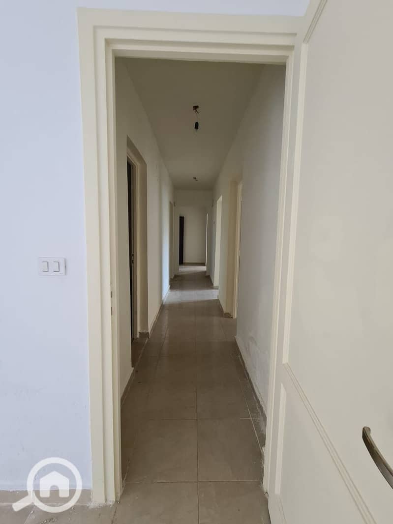 11 a25b296d-bbf8-4347-8cf3-8b63c91372a4. jpg