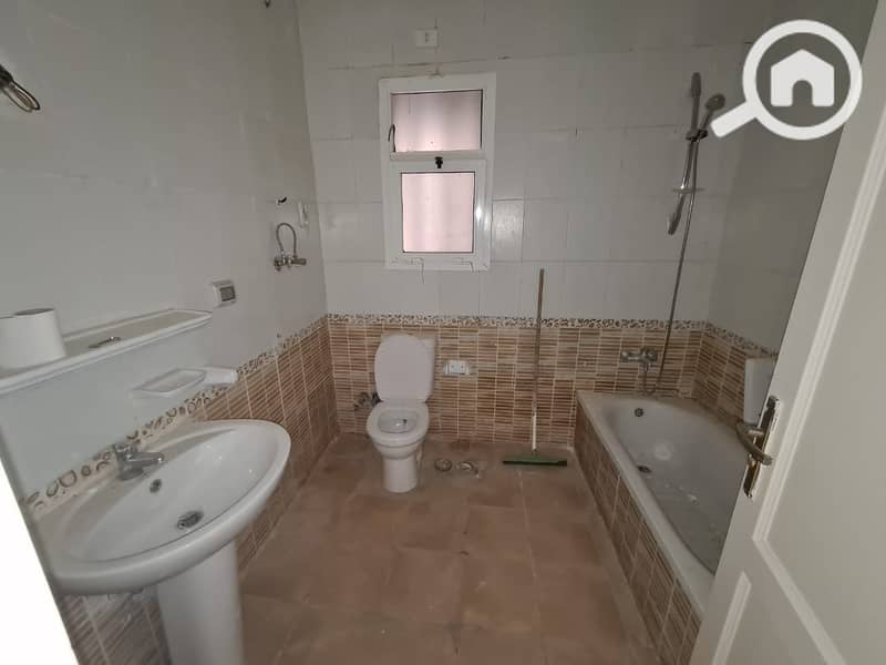 14 c070a7c7-d45c-484f-8806-93e0ea5a4eff. jpg