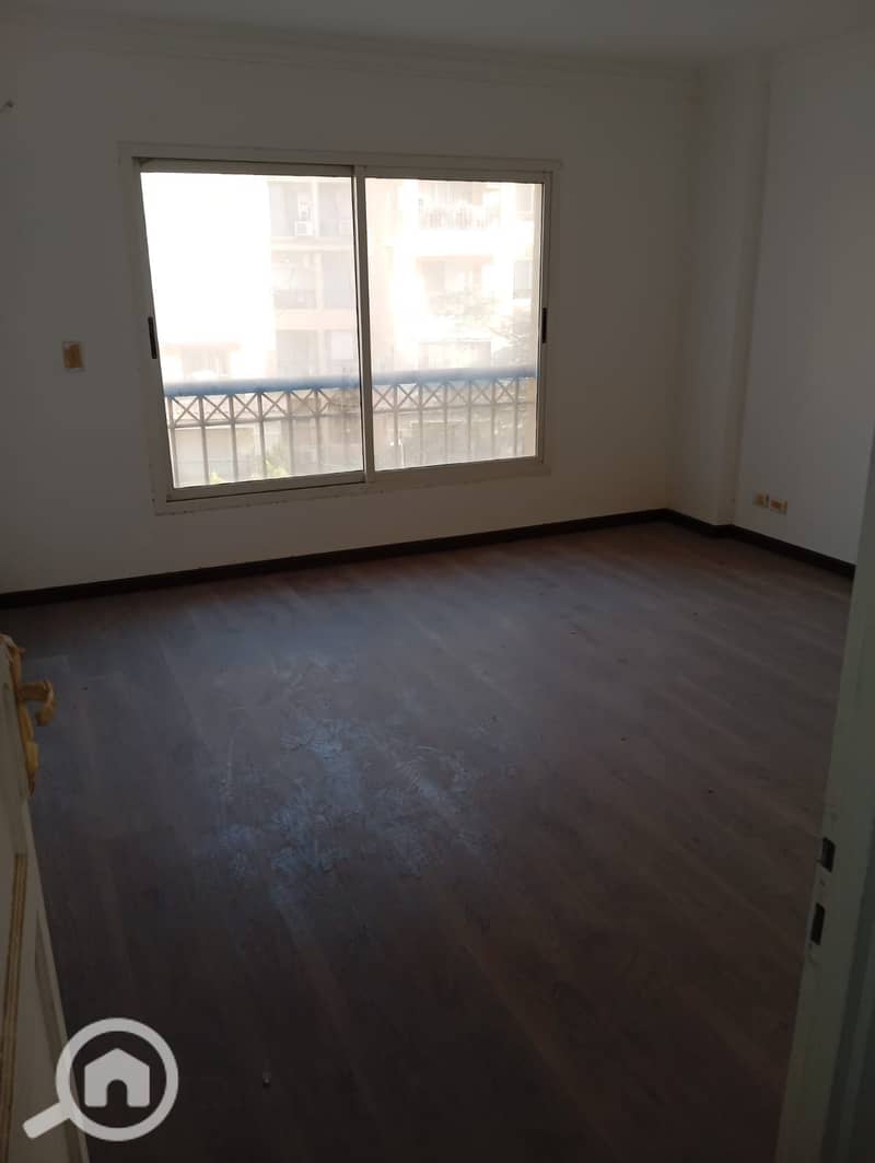 8 8691e736-872b-4955-be21-26891f0952e3. jpg