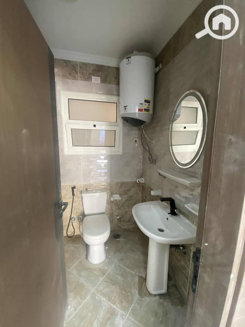 10 WhatsApp Image 2025-11-08 at 12.21. 16_756c2a3b. jpg