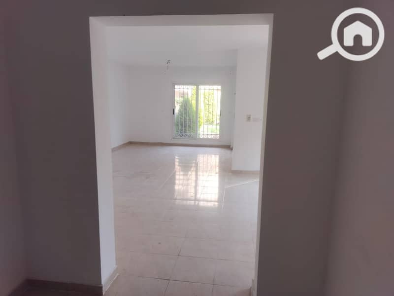 2 5b55ab50-56dd-41a8-b66e-de81dd6d2c12. jpg