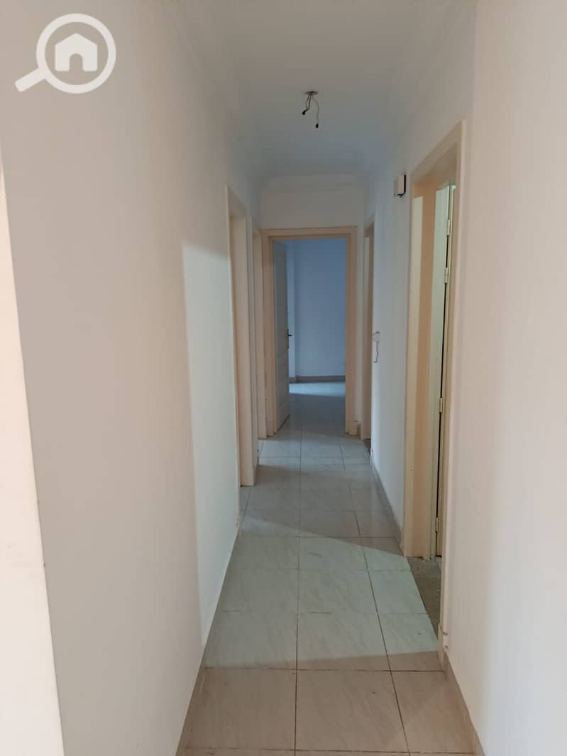 3 ce285904-3faf-42c9-a93c-71817463148d. jpg