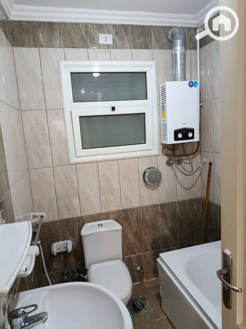 7 3d97acf3-0445-4825-8592-f0bf49991d0d. jpg