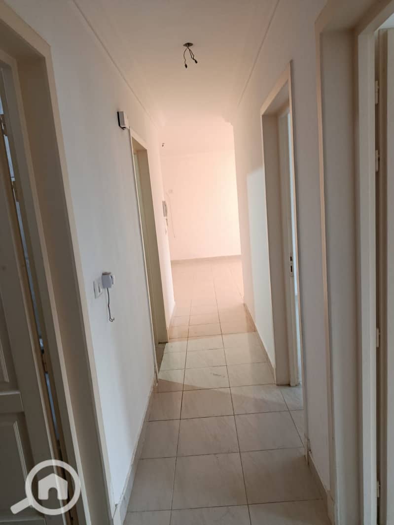 9 6f81e41c-6467-4be6-a75e-317d6b6578be. jpg