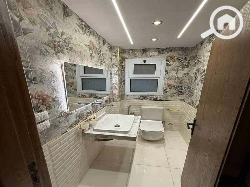 3 2ed34478-c560-4e15-9abe-3e675b04db4c. jpg