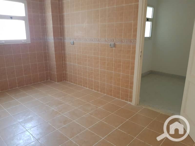 8 a803c2d1-9dce-4b2f-a9ab-bf91cd2570c9. jpg