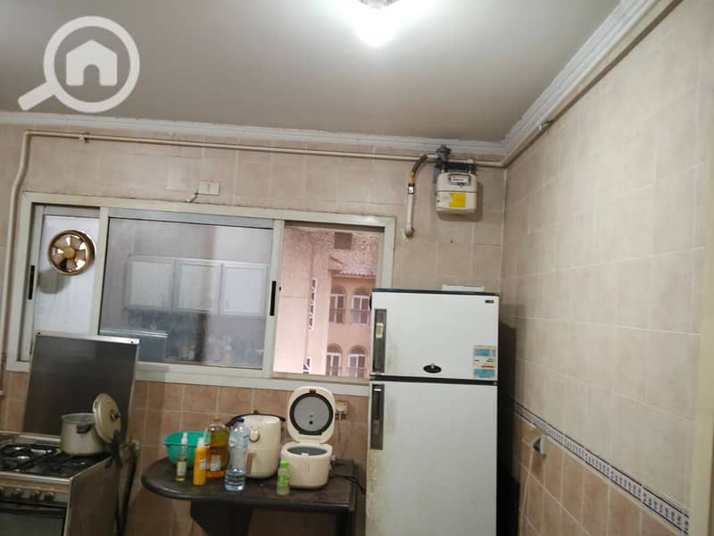 2 3e5bb3f8-42ab-46f0-926c-b6b6aed07d9e. jpg