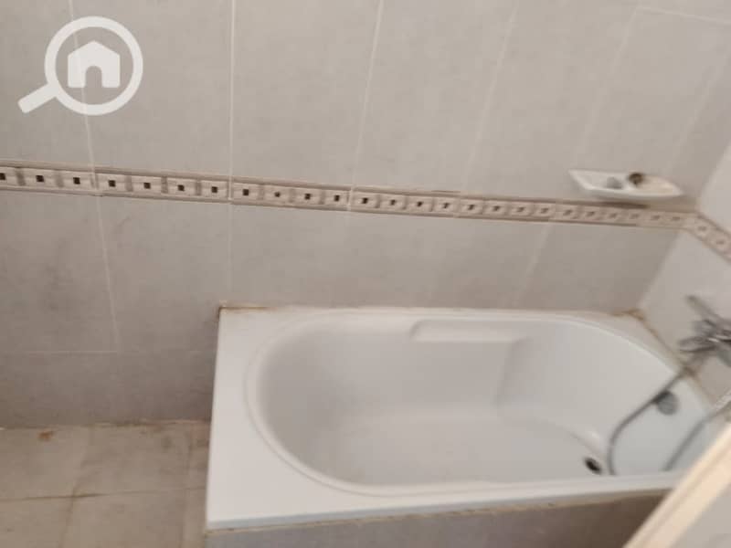 3 4e79d443-3581-4707-8db6-3130970ddbd4. jpg