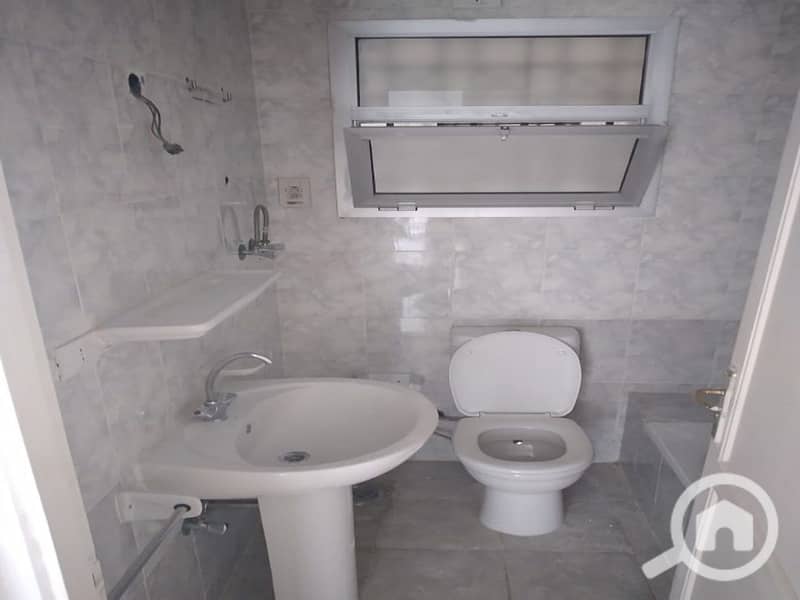 3 1ccbfe12-e67a-45a4-bbac-5bd84ec8b503. jpg