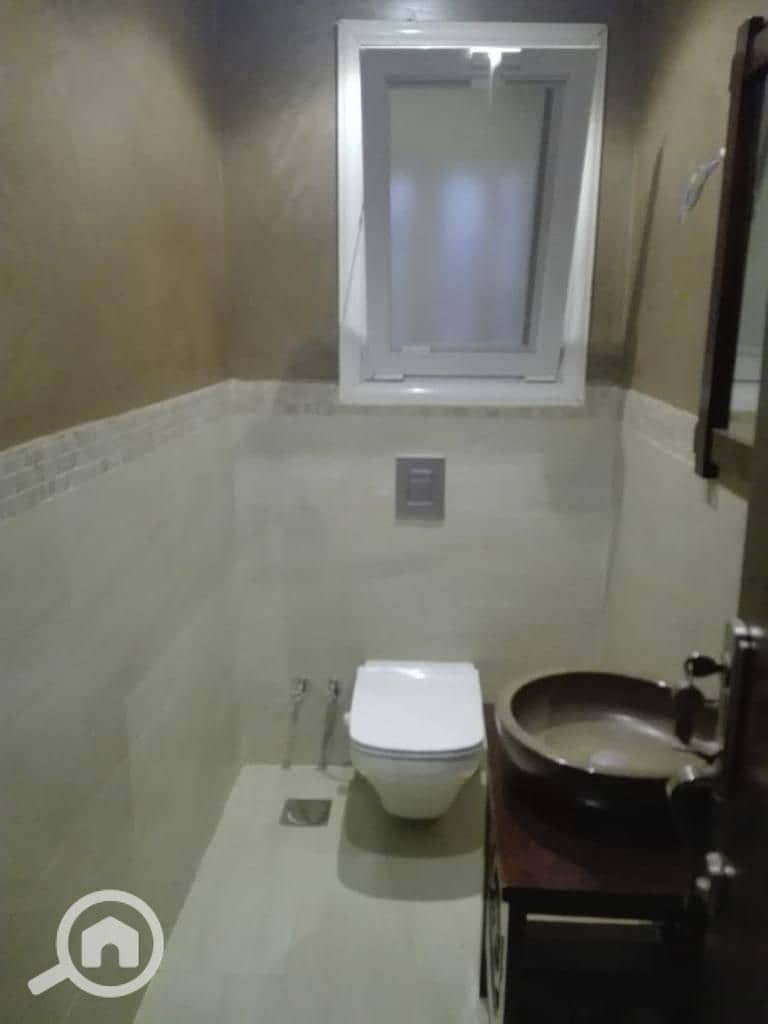 14 d7689970-cb67-4daa-a591-f0980c7ec26c. jpg