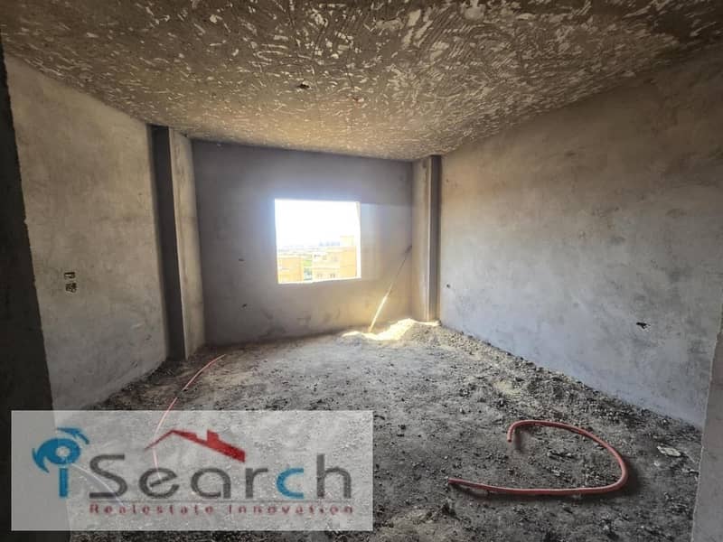 6 WhatsApp Image 2025-12-18 at 4.38. 20 PM. jpeg