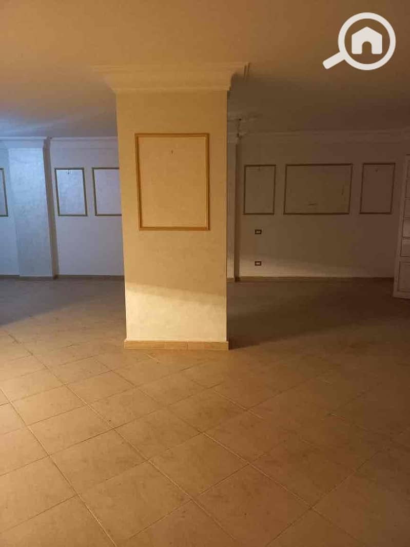 3 4ededd9b-145e-4f78-bb77-85cca3df02e6. jpg