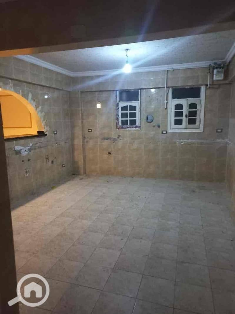 4 98e40531-b3d4-49b1-9c52-23f83b06d05b. jpg