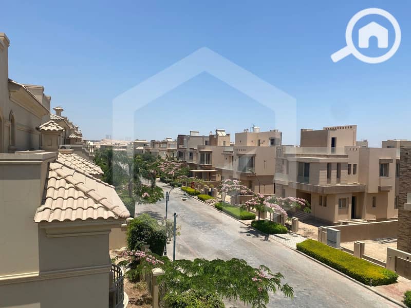 12 Al Patio 6 12. jpg