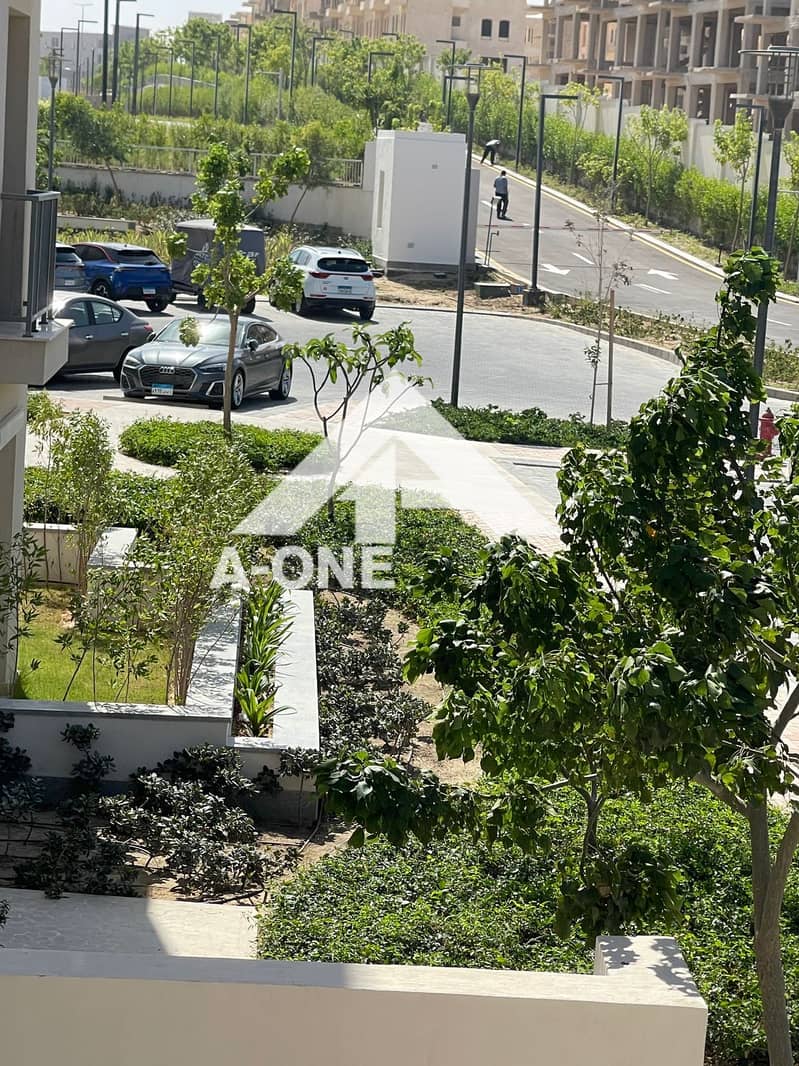 2 a12d5722-fc67-4b7b-a316-830f059b1b21. jpg