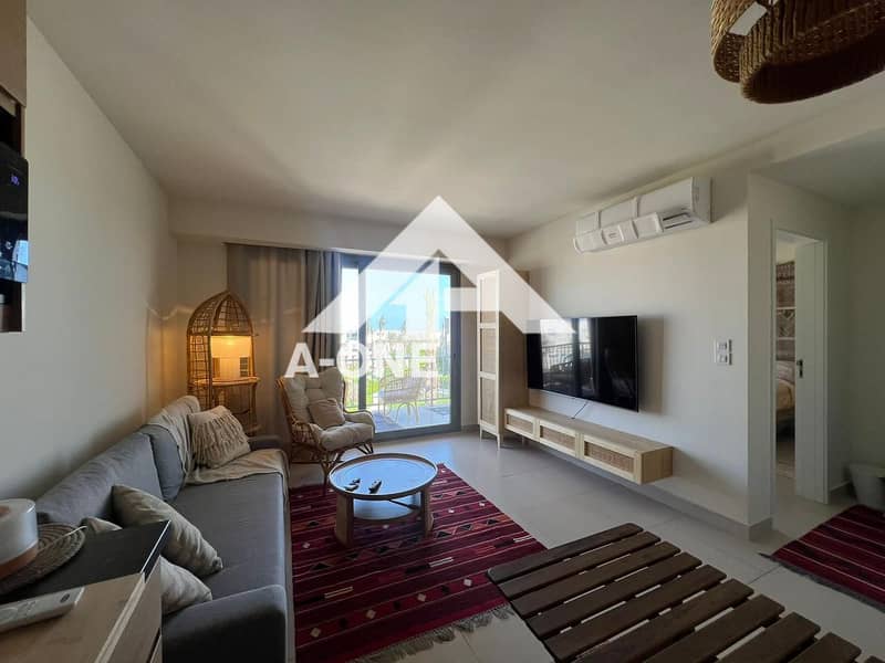 5 e02a1294-c024-409f-9cfe-f8b9e5755daf. jpg