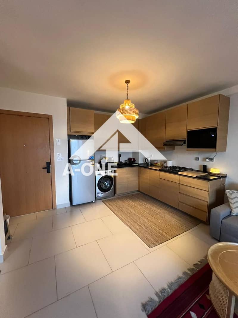 6 bf8d703b-2777-45cf-a9d2-e6684492c79c. jpg