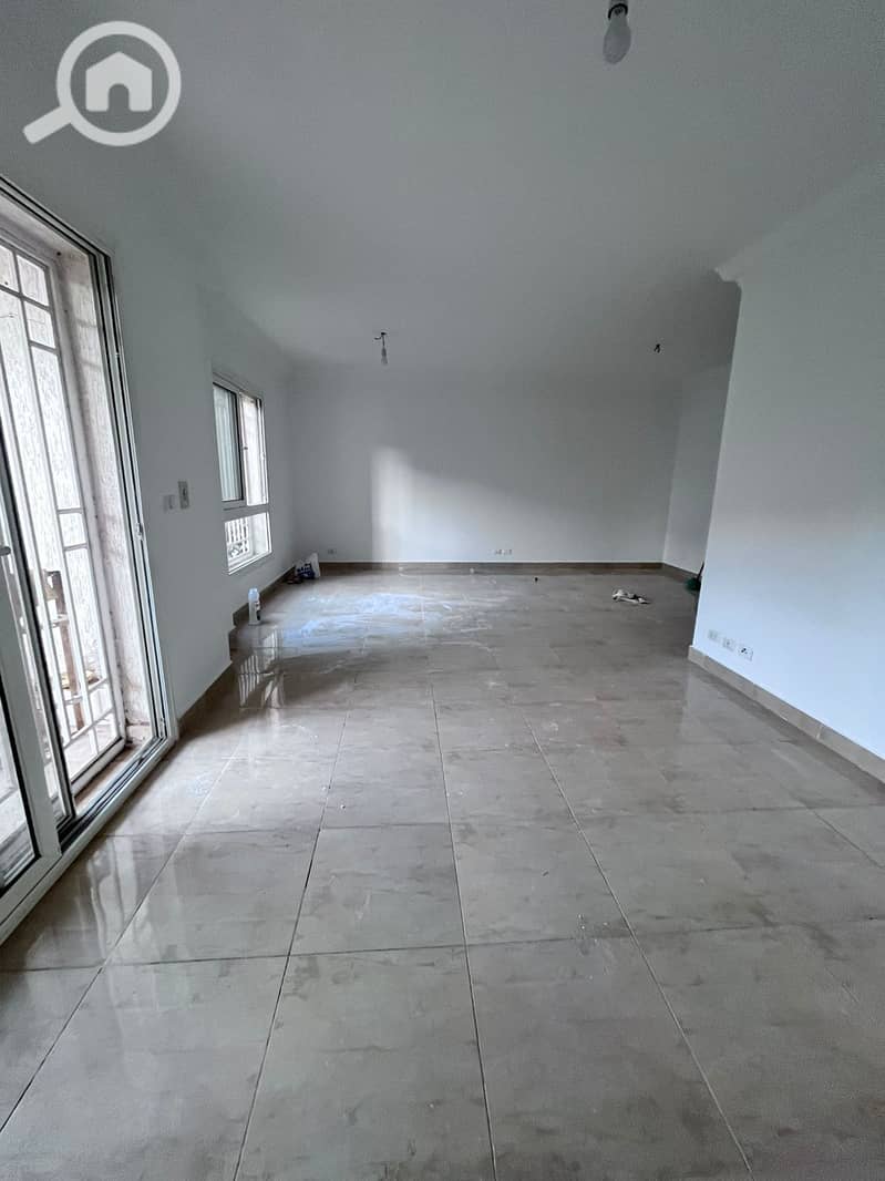 4 283bac4f-6c2a-4bb1-b07c-cab553232cd0. jpg