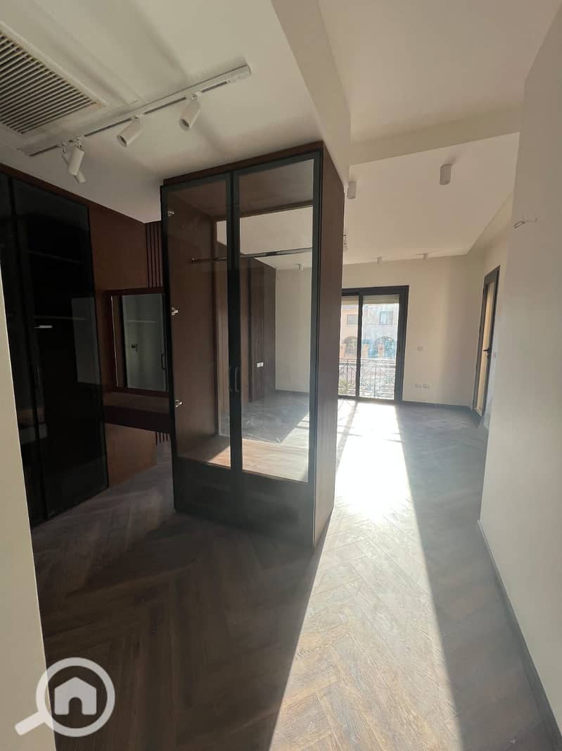 5 WhatsApp Image 2025-12-18 at 4.54. 09 PM (5). jpeg