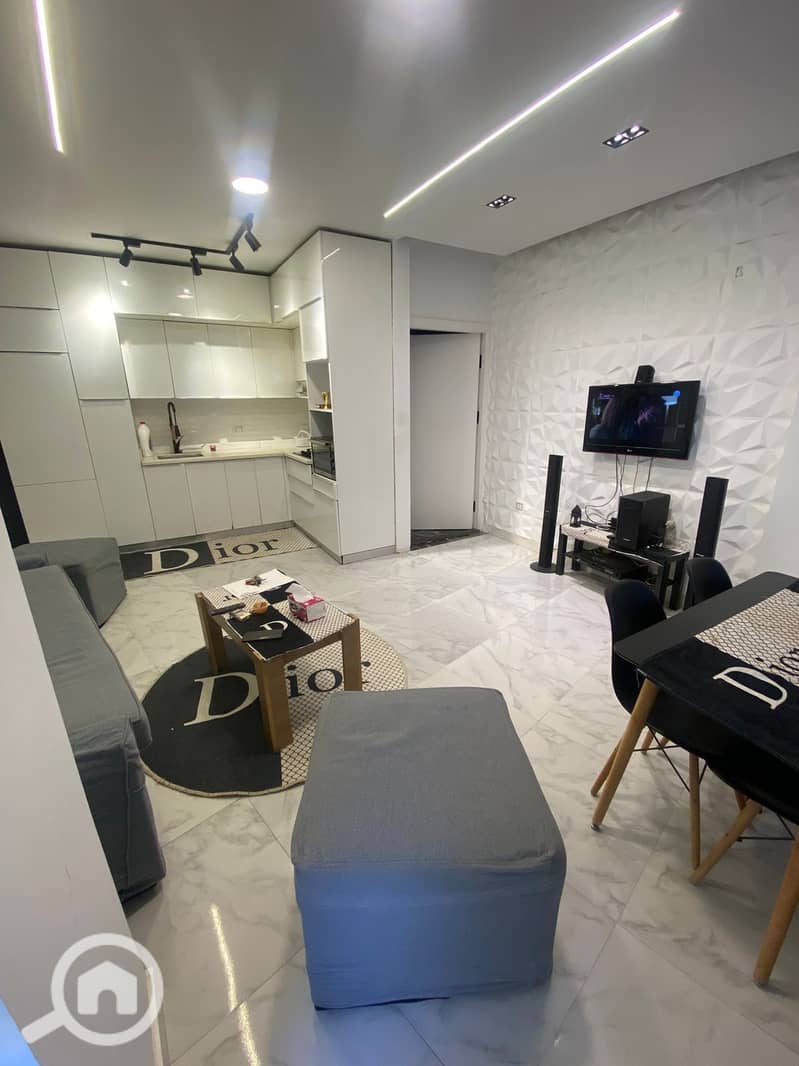 3 645f5929-7b60-41c2-b631-5702f77dcbcf. jpg