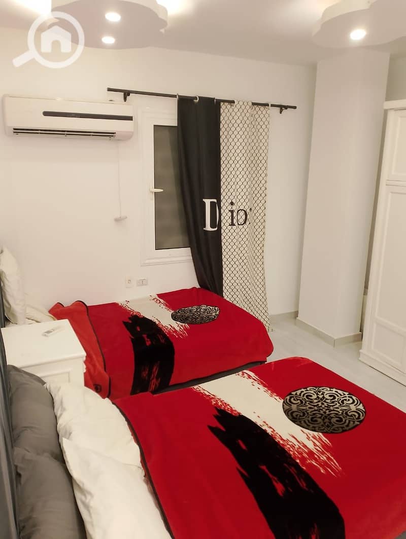 7 a4768602-acbd-402c-9d33-b2822182b853. jpg