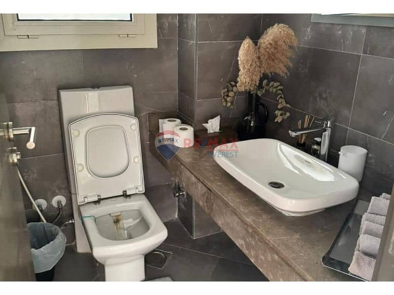 6 85ae649f-8e55-4159-a34b-074a7e70dc44_original (2). jpg