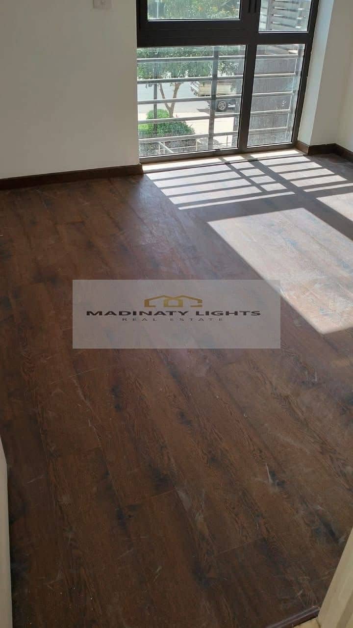 4 WhatsApp Image 2025-12-18 at 2.25. 07 PM (1). jpeg