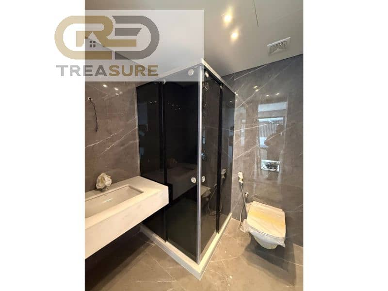 8 WhatsApp Image 2025-12-18 at 4.38. 17 PM. jpg