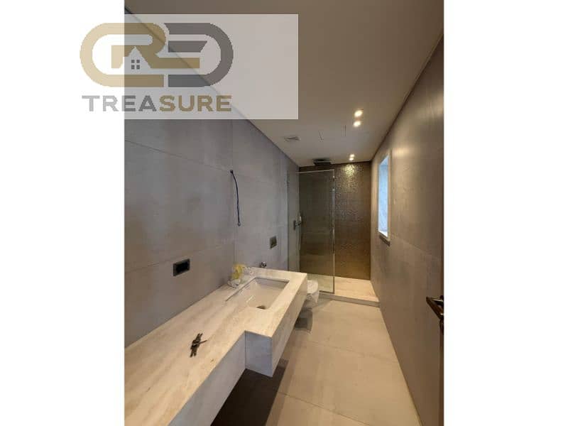 17 WhatsApp Image 2025-12-18 at 4.38. 16 PM (1). jpg