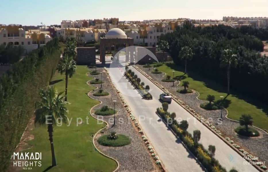 18 Cap456789ture. jpg