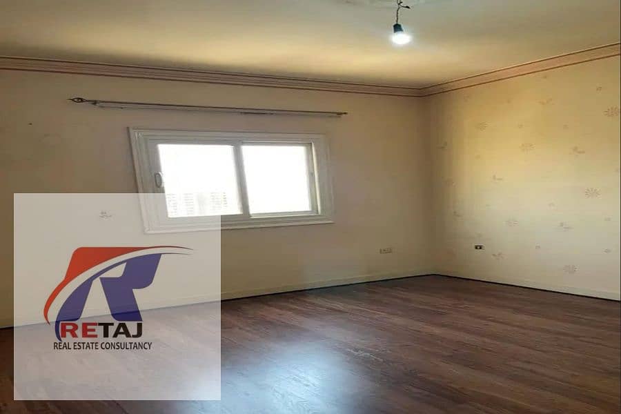 4 e4a71276-8f7e-4fe0-8cac-74fb7076bb3c. jpg